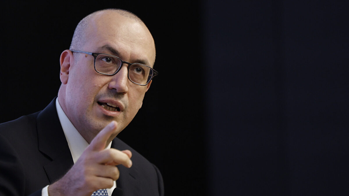 BBVA acusa al Sabadell de confundir a los accionistas con el precio de la OPA