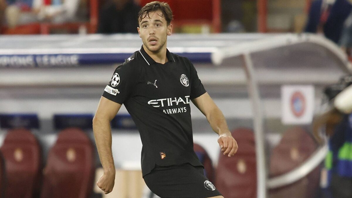 El 'heredero' de Rodri en el City y la selección huye de comparaciones: "Tiene que ser un premio, no un objetivo"