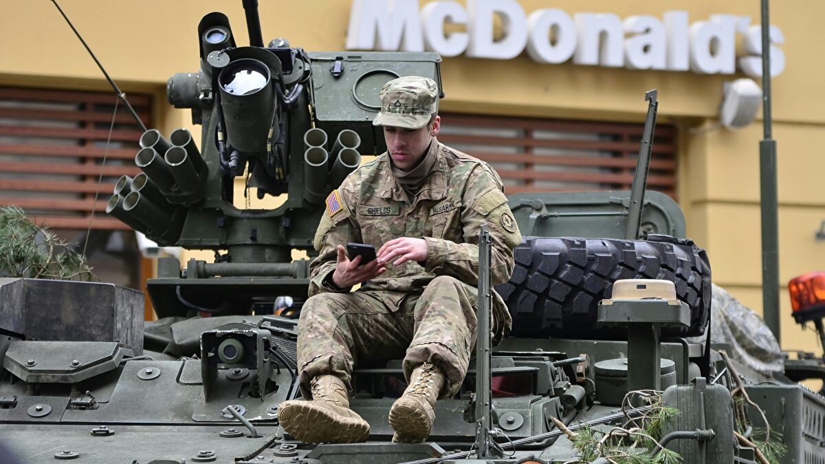 Estados Unidos declara la guerra a los "generales gordos": "Es inaceptable verlos en los pasillos del Pentágono"