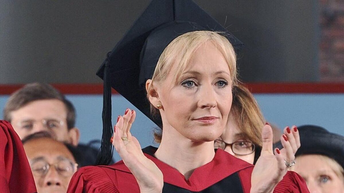 J.K. Rowling enciende otra mecha contra los que blanquean a Hamás y "globalizan la intifada"
