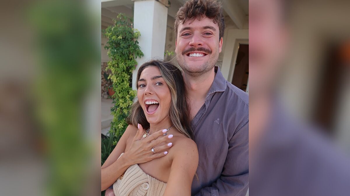 Anna Padilla anuncia ilusionada su compromiso con Mario Cristóbal: "¡Mil veces sí!"