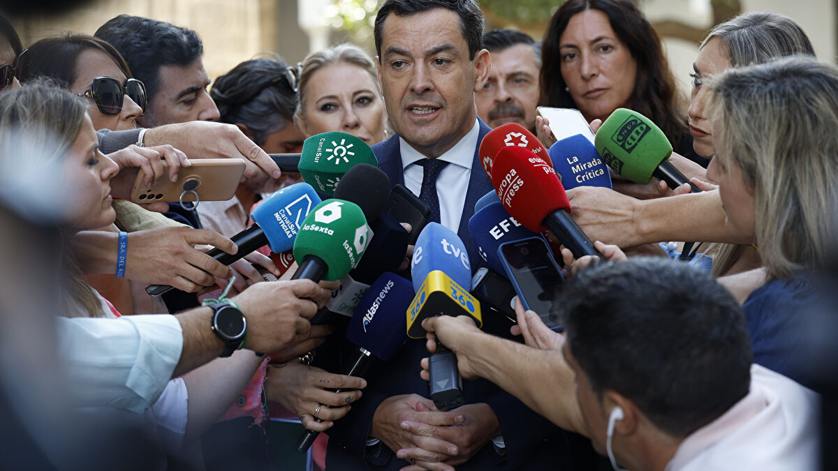 La Junta compara la dimisión de Hernández con la permanencia de Redondo: "Ojalá hubiera dimitido"