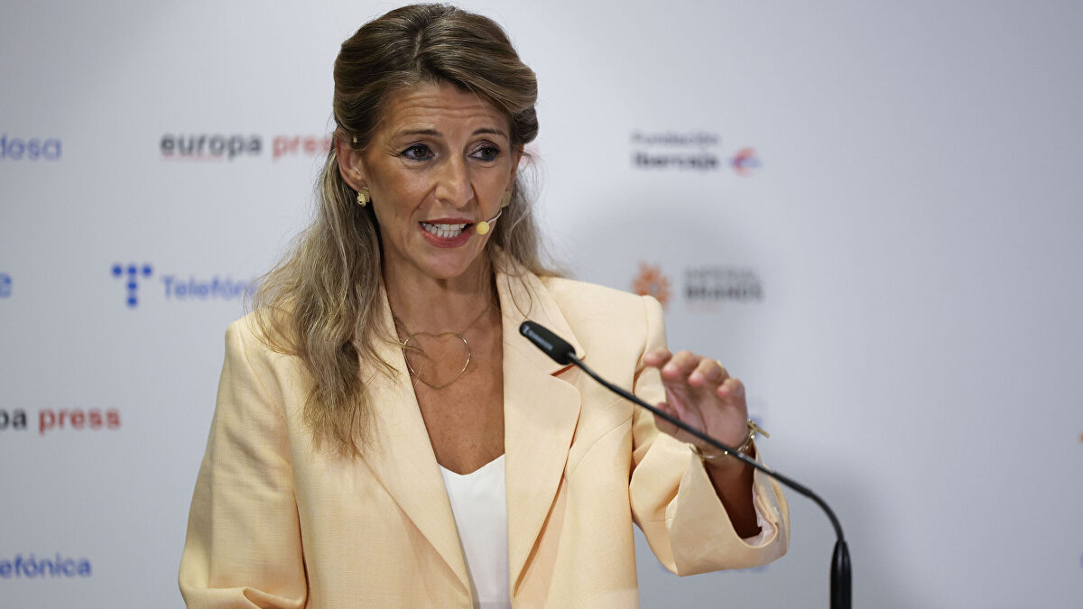Yolanda Díaz extenderá el permiso por fallecimiento a diez días y creará uno para los cuidados paliativos