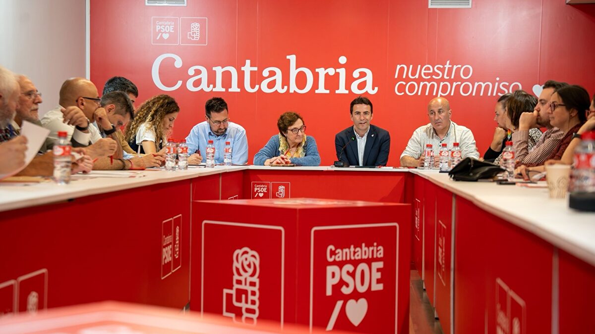 Funcionario a la carta: el secretario de Organización del PSOE de Cantabria se garantiza plaza en su Ayuntamiento