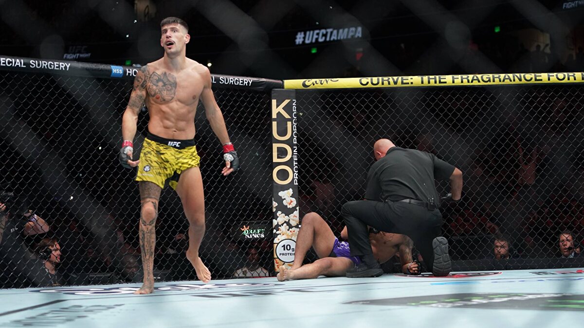 Joel Álvarez 'El Fenómeno' debuta en el peso wélter contra el veterano Vicente Luque en UFC Río