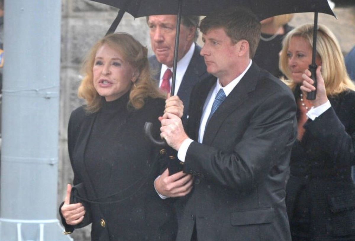 joan-kennedy-funeral-ted-kennedy.jpg