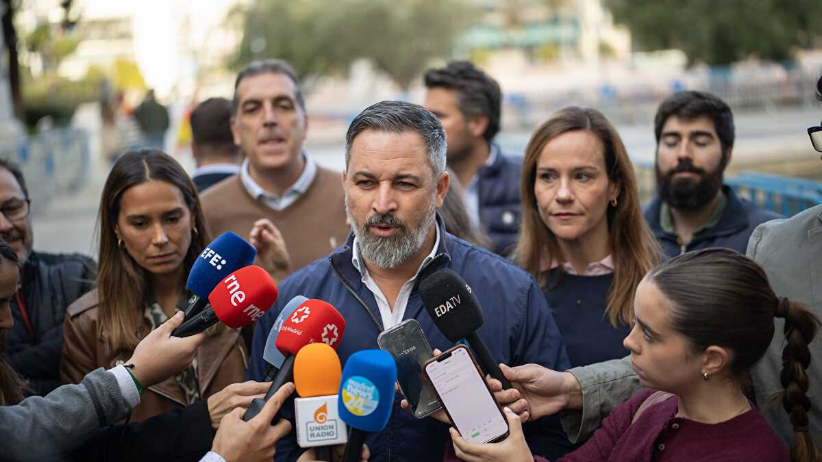 Santiago Abascal se excusa ante el Rey por su ausencia: "No podemos fingir normalidad ante este gobierno"