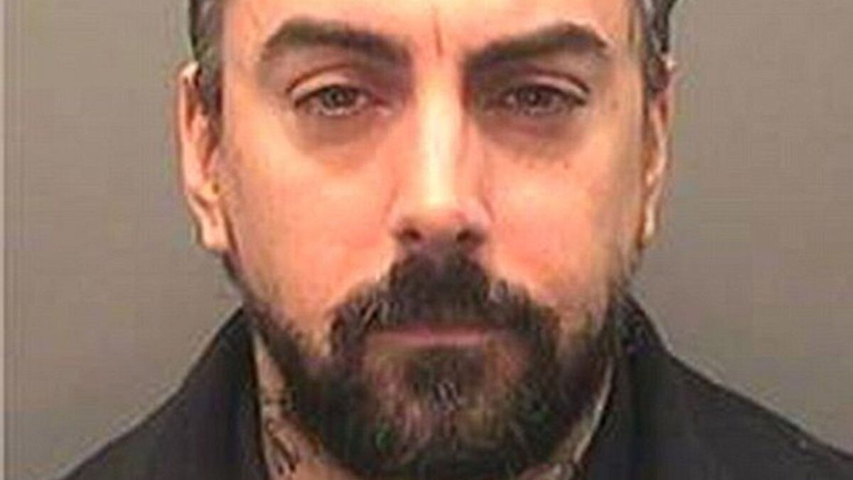 Muere asesinado en la cárcel Ian Watkins, el cantante de Lostprophets condenado por pedofilia