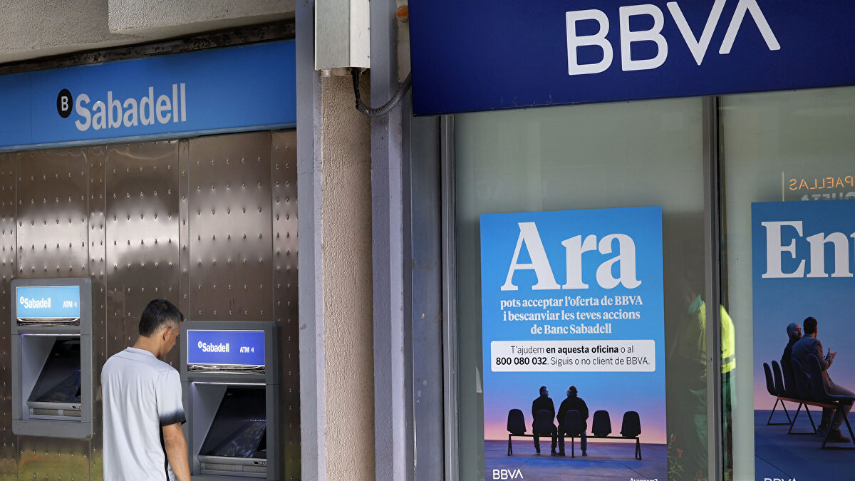 Fracasa la OPA hostil del BBVA sobre el Sabadell: no llega al 30%