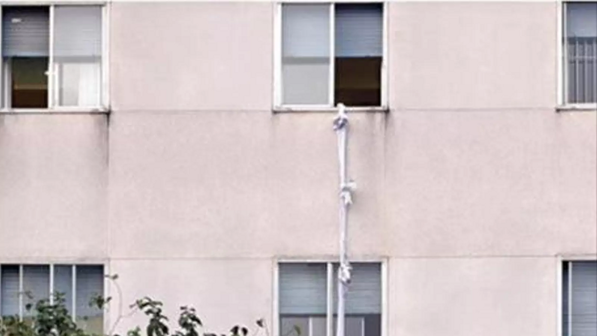 Fuga de película en Jerez: un recluso escapa por la ventana con sábanas anudadas