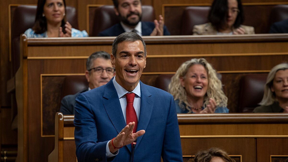 Sánchez se ríe de inquilinos y compradores