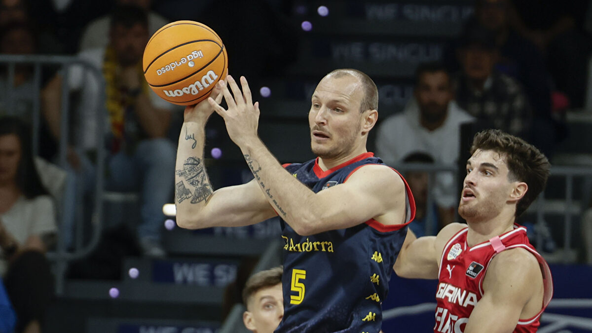 Triple 'imposible' desde 27 metros: ¿la mejor canasta de la historia de la ACB?