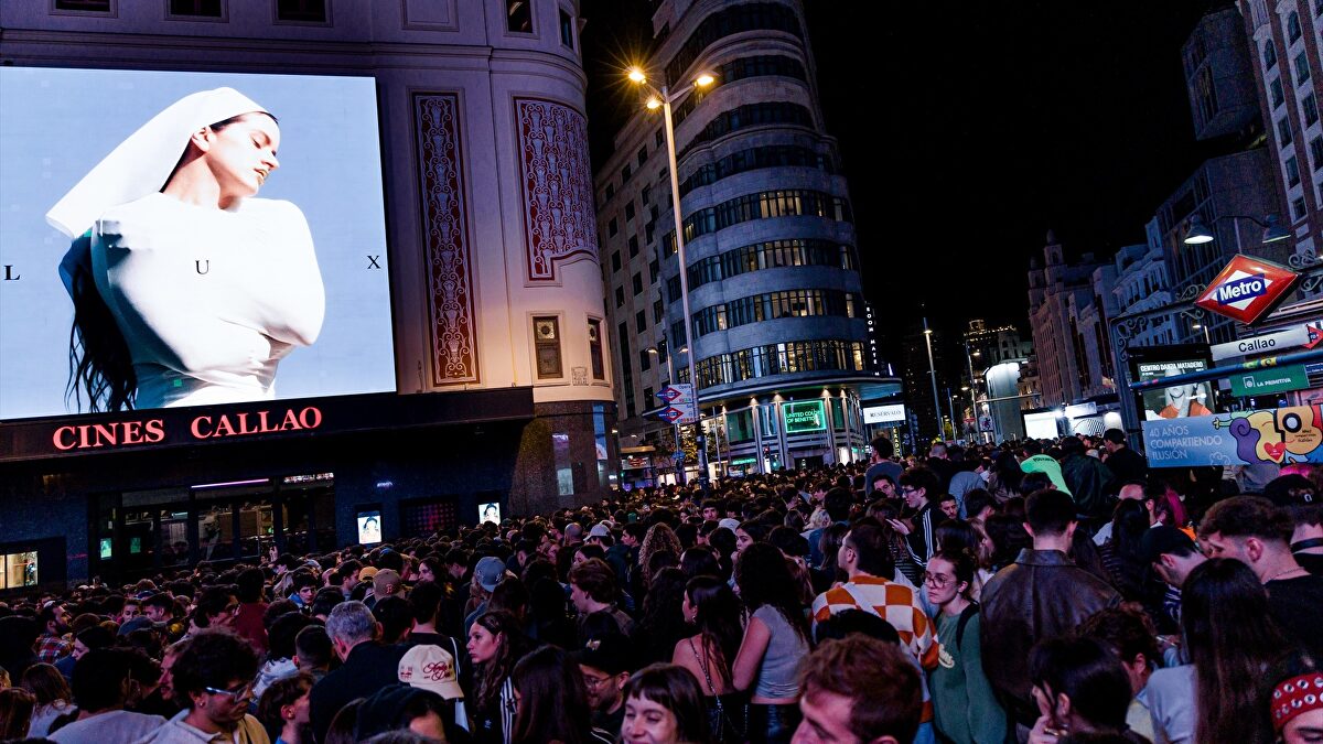Almeida actuará contra Rosalía si su "performance" en Madrid no tenía autorización