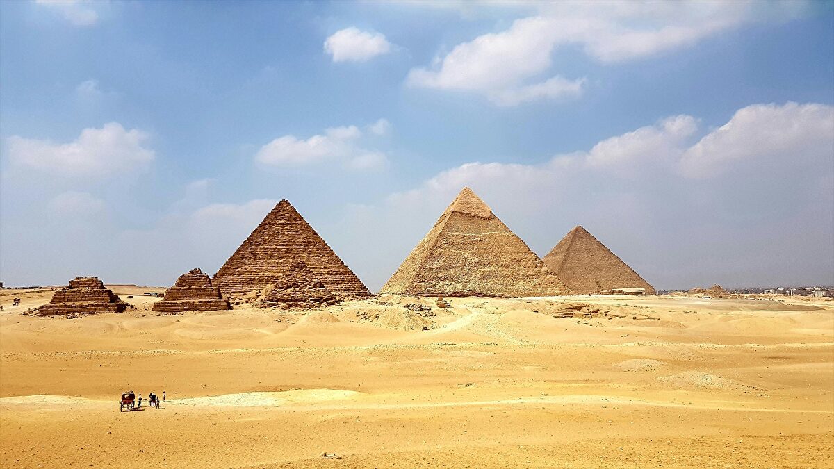 El programa pionero que permitirá a 20 jóvenes de Madrid viajar a Egipto en una "expedición única"