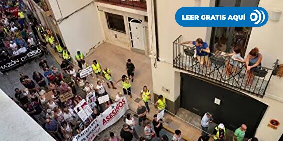 La extrema izquierda calienta la manifestación contra Mazón y acusa a Roig de forrarse con la DANA