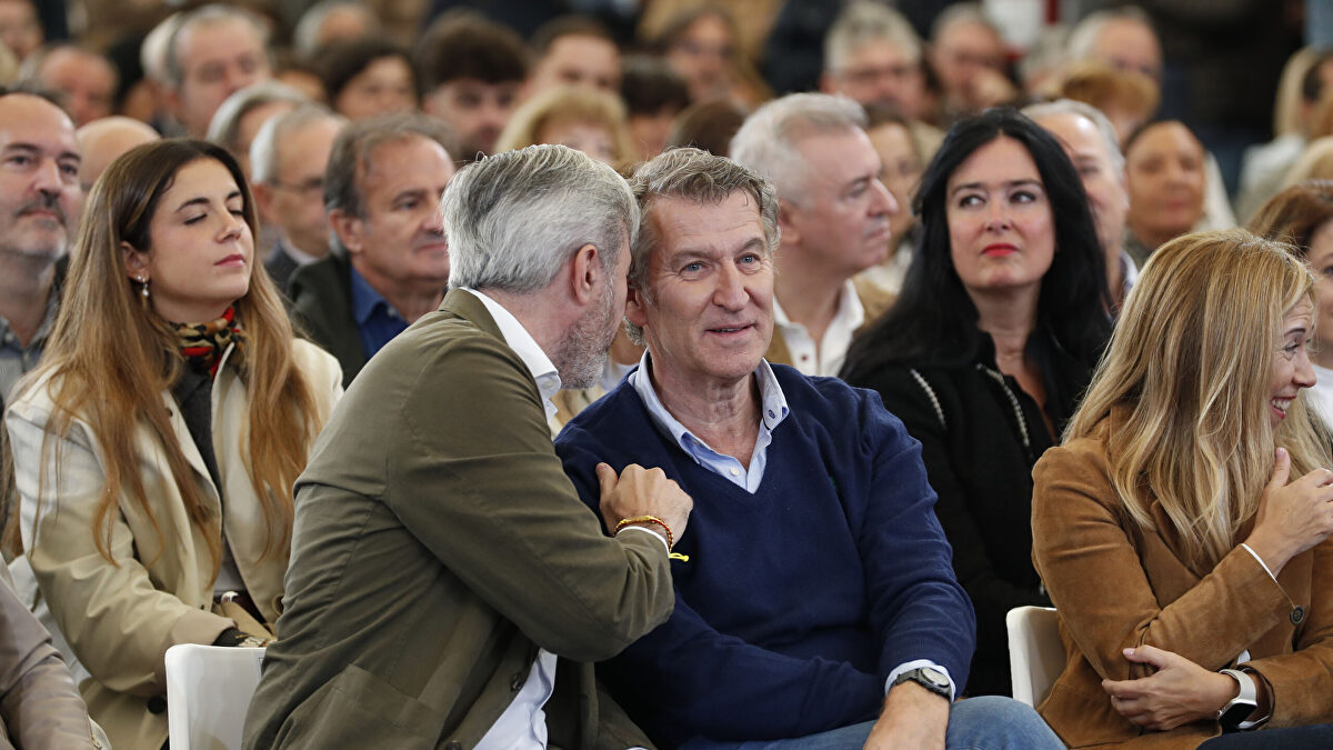 Azcón ve posibilidad de acuerdo con Vox y niega un  superdomingo  electoral:  Es la última opción