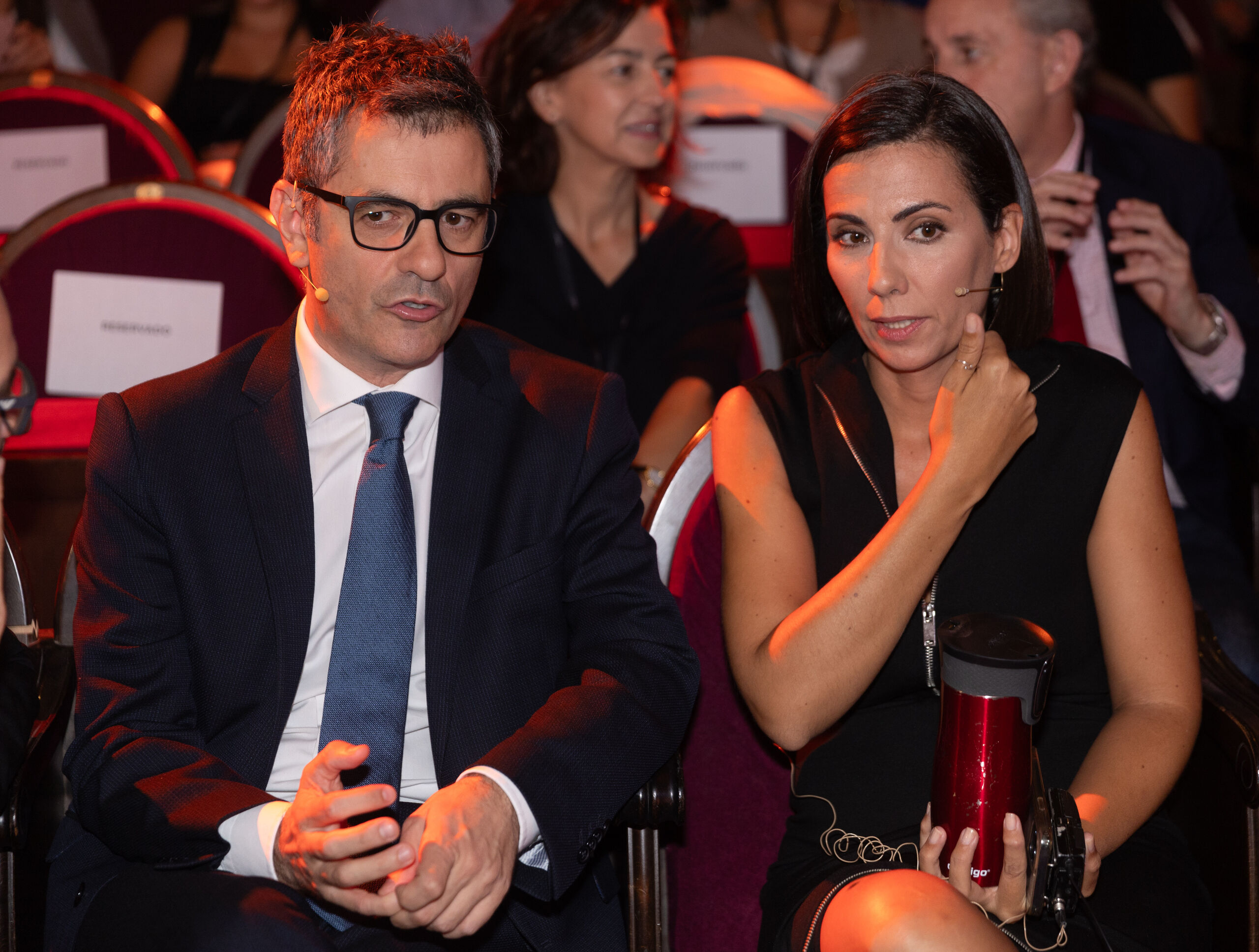 Contratos y créditos: la red de dinero público de las empresas de Ana Pastor