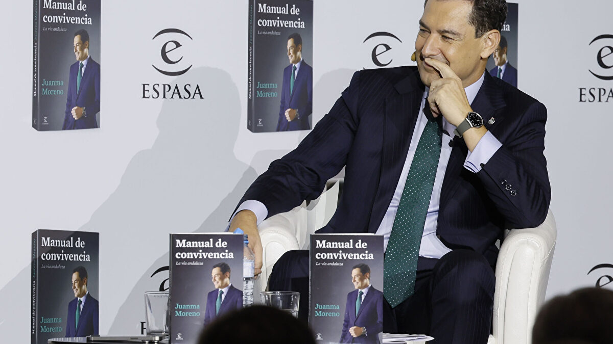 Moreno presenta su libro: se perdió el gol de Iniesta por estar con su padre con cáncer y su miedo a perder la absoluta