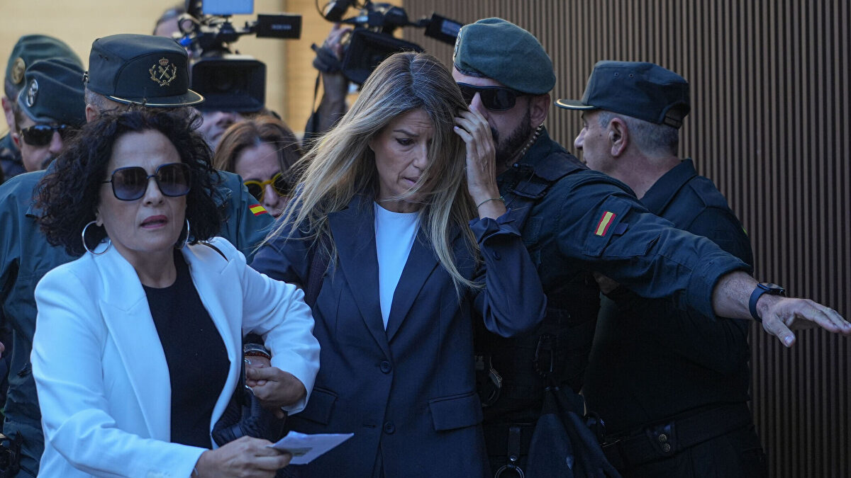 Maribel Vilaplana pagó el parking una hora después de salir de El Ventorro con Mazón