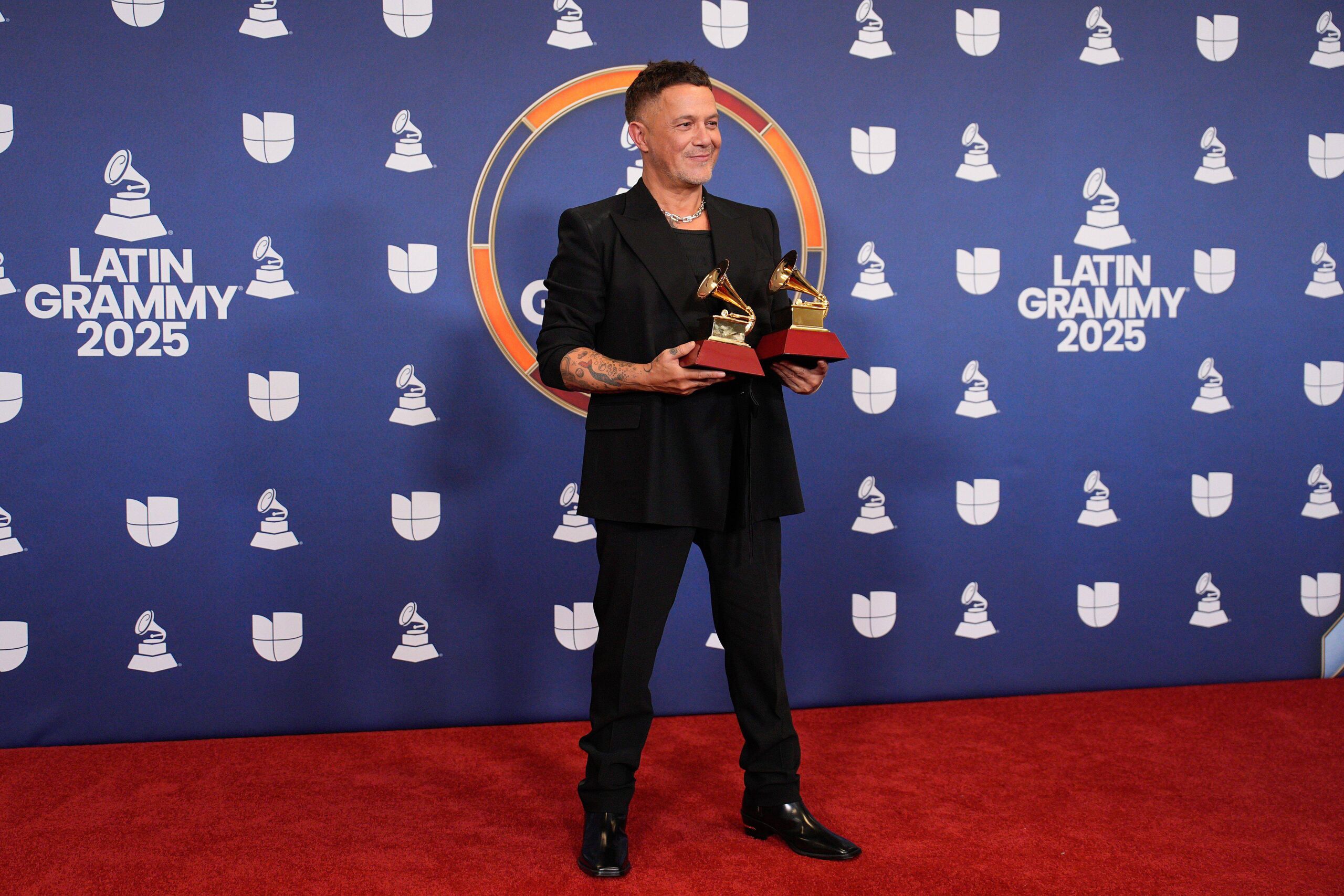 alejandro-sanz-latin-grammy.jpg