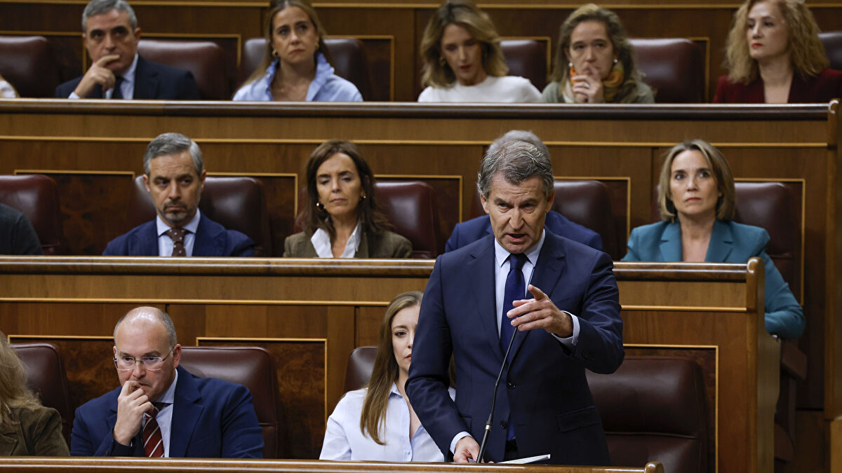 Feijóo, a la yugular de Sánchez:  ¡La cloaca es Ferraz y usted la ha llevado a la Moncloa! 