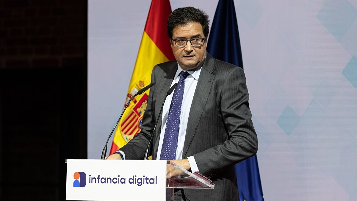 El Gobierno propone subir el sueldo a los funcionarios un 10% hasta ...