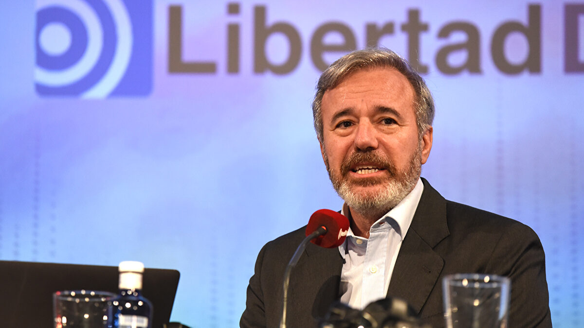 Azcón: El problema es que la mayor amenaza contra la democracia está dentro del Gobierno