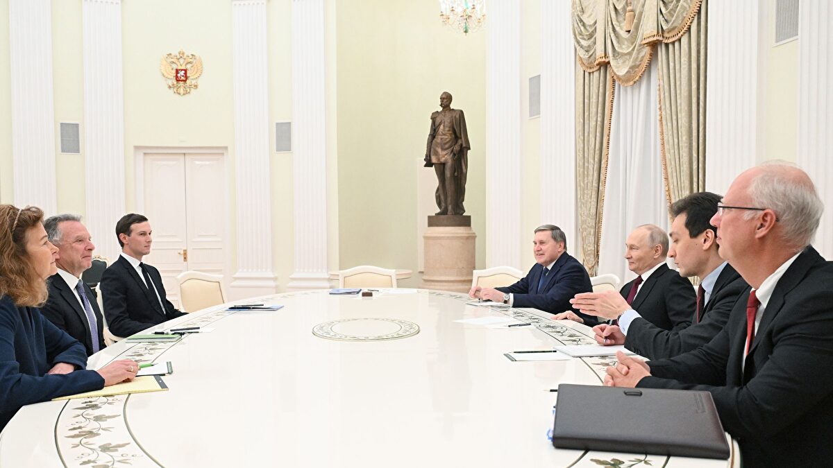 Concluye sin avances la reunión de cinco horas entre EEUU y Putin, que amenaza a Europa