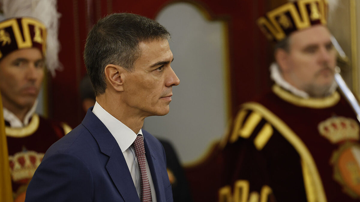 Sánchez descarta un desembarco en bloque de sus ministros con las elecciones autonómicas: Se harán cambios puntuales