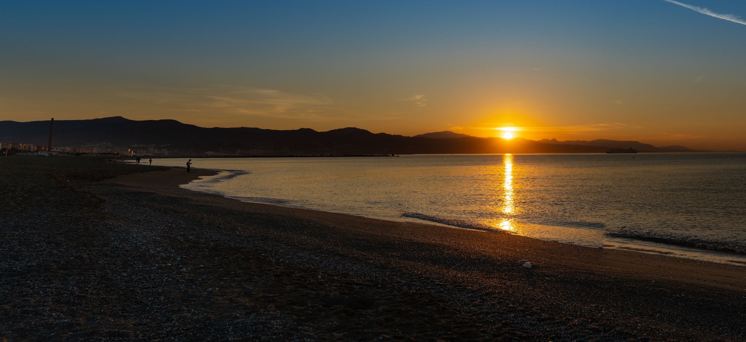 amanecer-playa-sacaba-malaga-pano.jpg