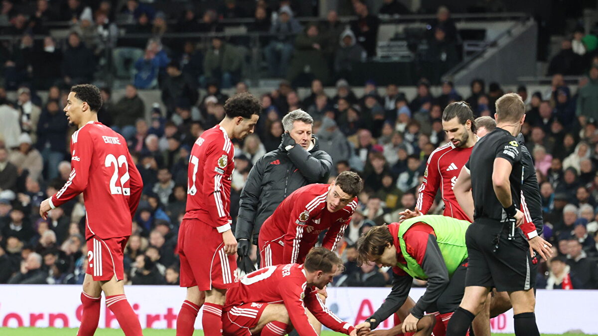 El Liverpool, en vilo por una lesión de rodilla de Isak