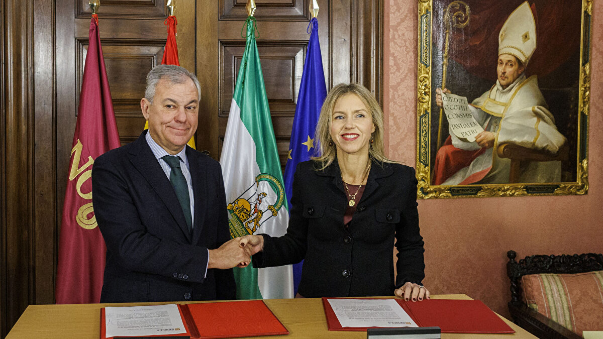 Primer pacto PP-Vox tras el 21-D: el Ayuntamiento de Sevilla tendrá presupuestos