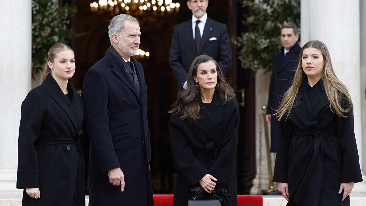 La Familia Real despide a Irene de Grecia en Atenas conmocionada por la tragedia de Adamuz