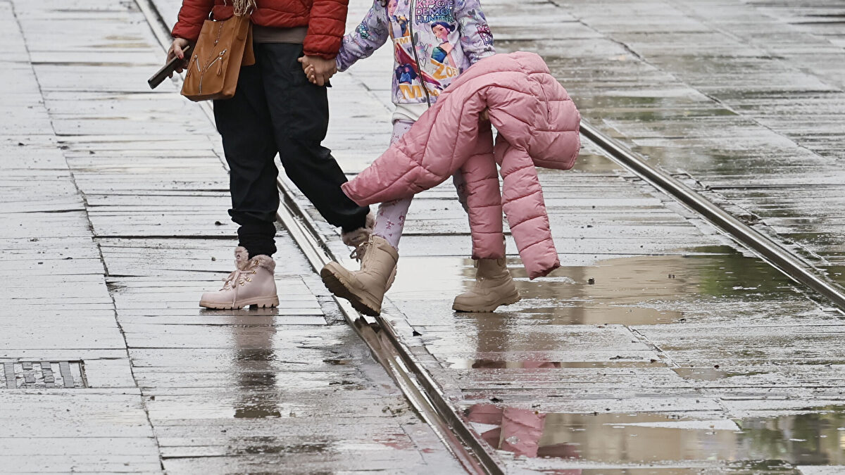 La borrasca Harry pone a media España en aviso por lluvias torrenciales y fuerte oleaje