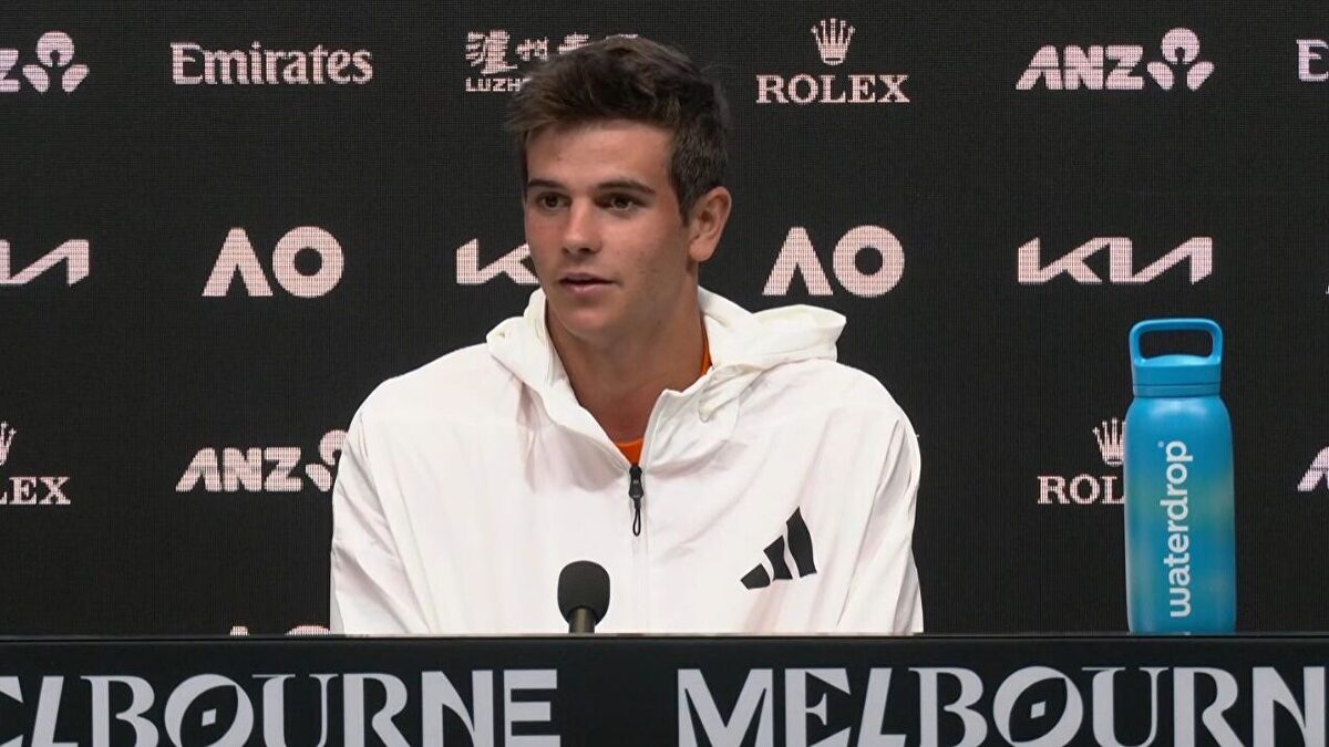 Rafa Jódar no da crédito tras su primera victoria en un Grand Slam: "El año pasado lo veía por la tele"