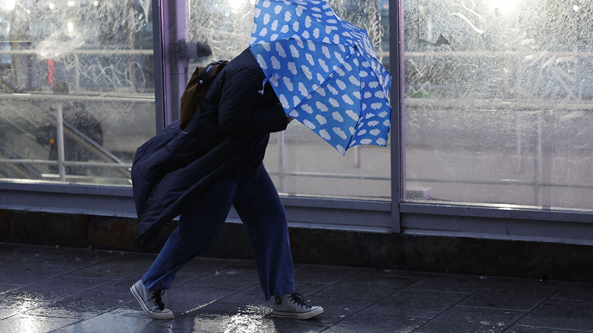 Martes de inestabilidad: desplome de temperaturas y avisos por nieve y fuerte viento