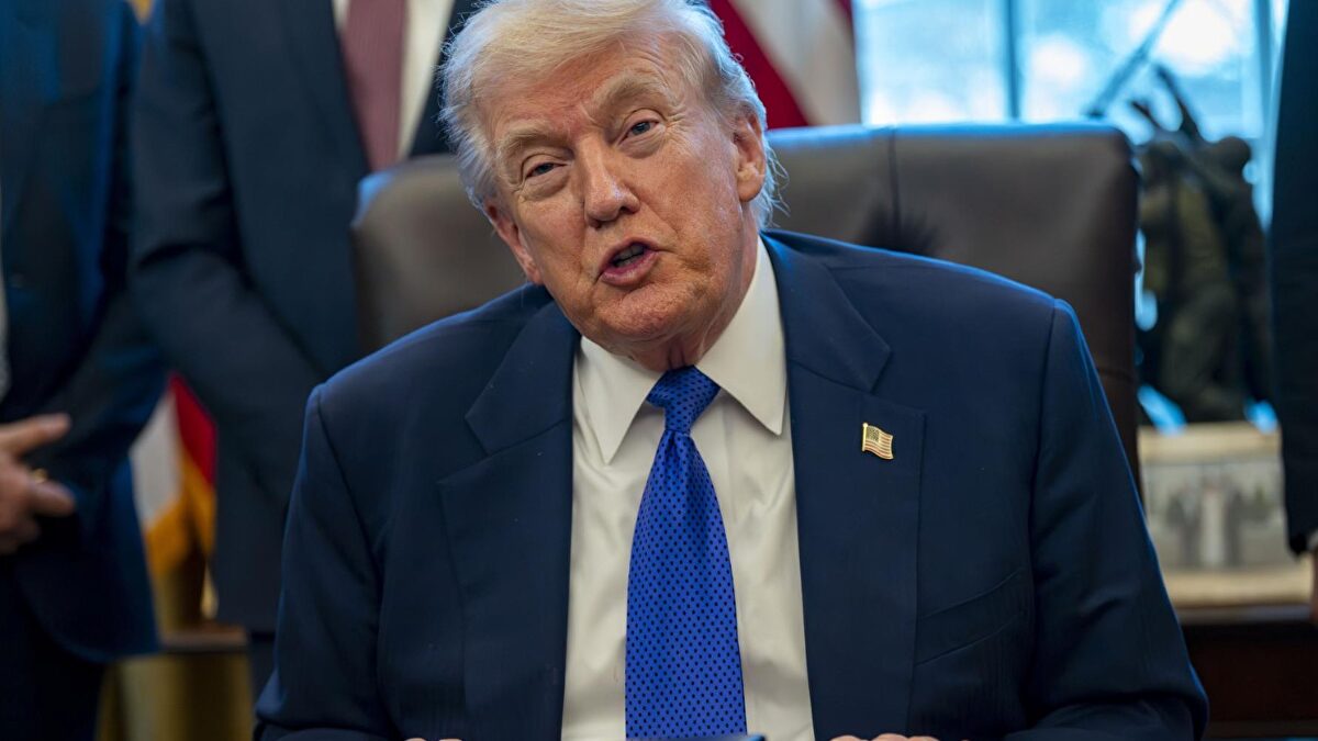 Trump insiste en que negocia con la dictadura de Cuba: "Estamos cerca de lograrlo"