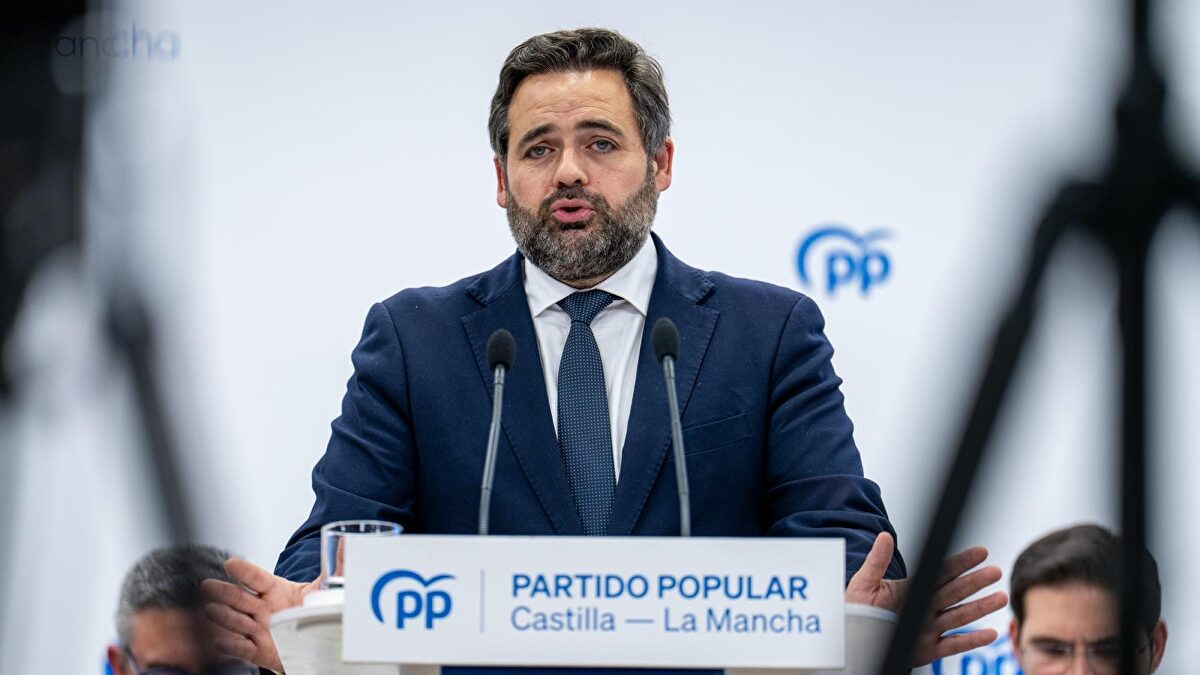 Paco Núñez defiende no incrementar los diputados en CLM y niega que Tellado interviniera para enmendar el estatuto