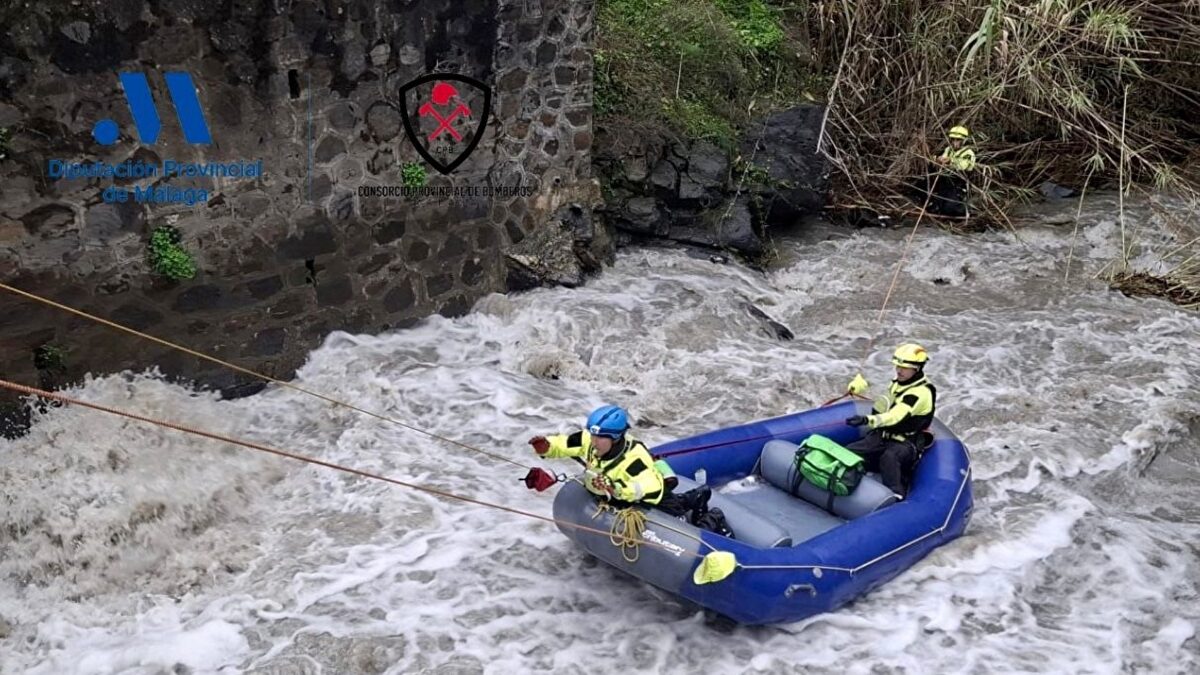 Hallan sin vida a la mujer que cayó al río al intentar salvar a su ...