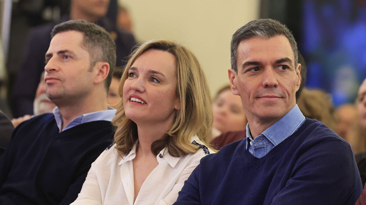 Sánchez se estrella en su primera prueba con una ministra candidata y suma otra derrota electoral