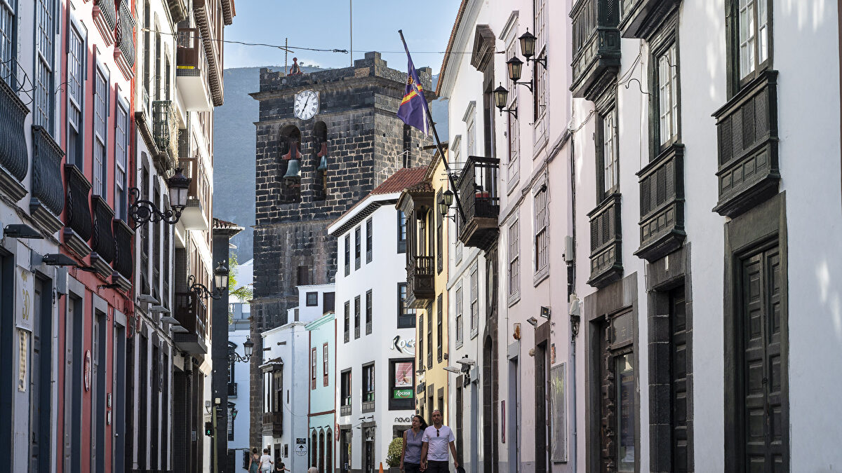 El paro vuelve a subir en Canarias en pleno agosto