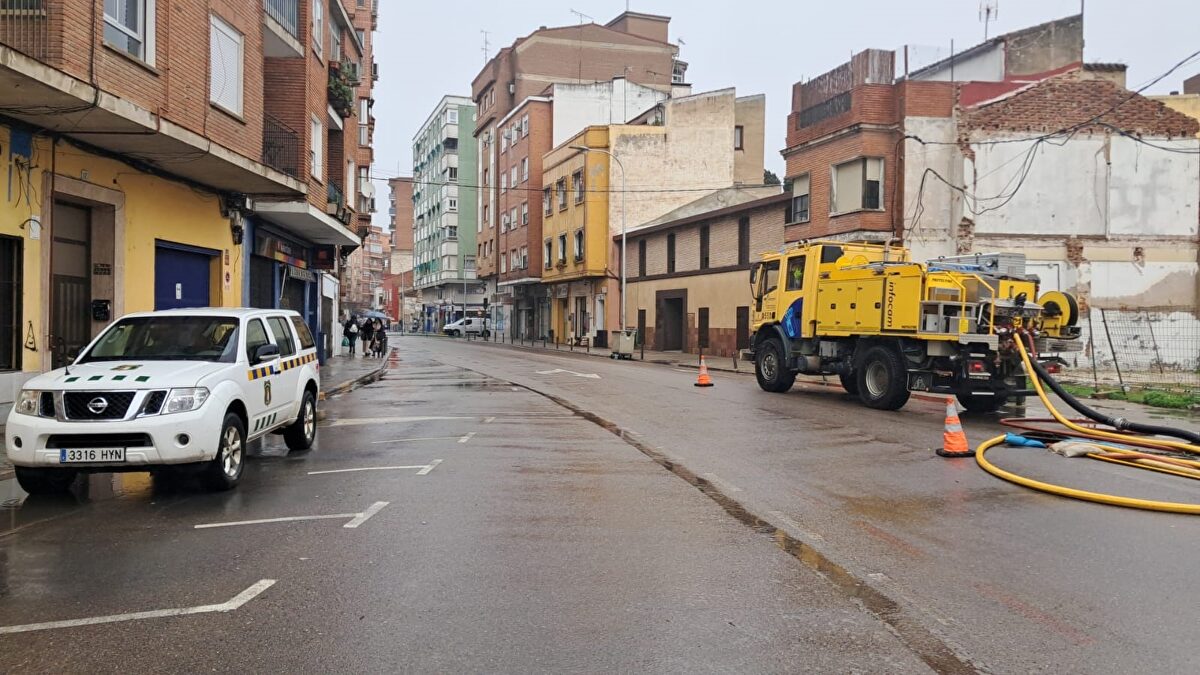 Paco Núñez pide a la Junta más recursos para Talavera ante las graves inundaciones