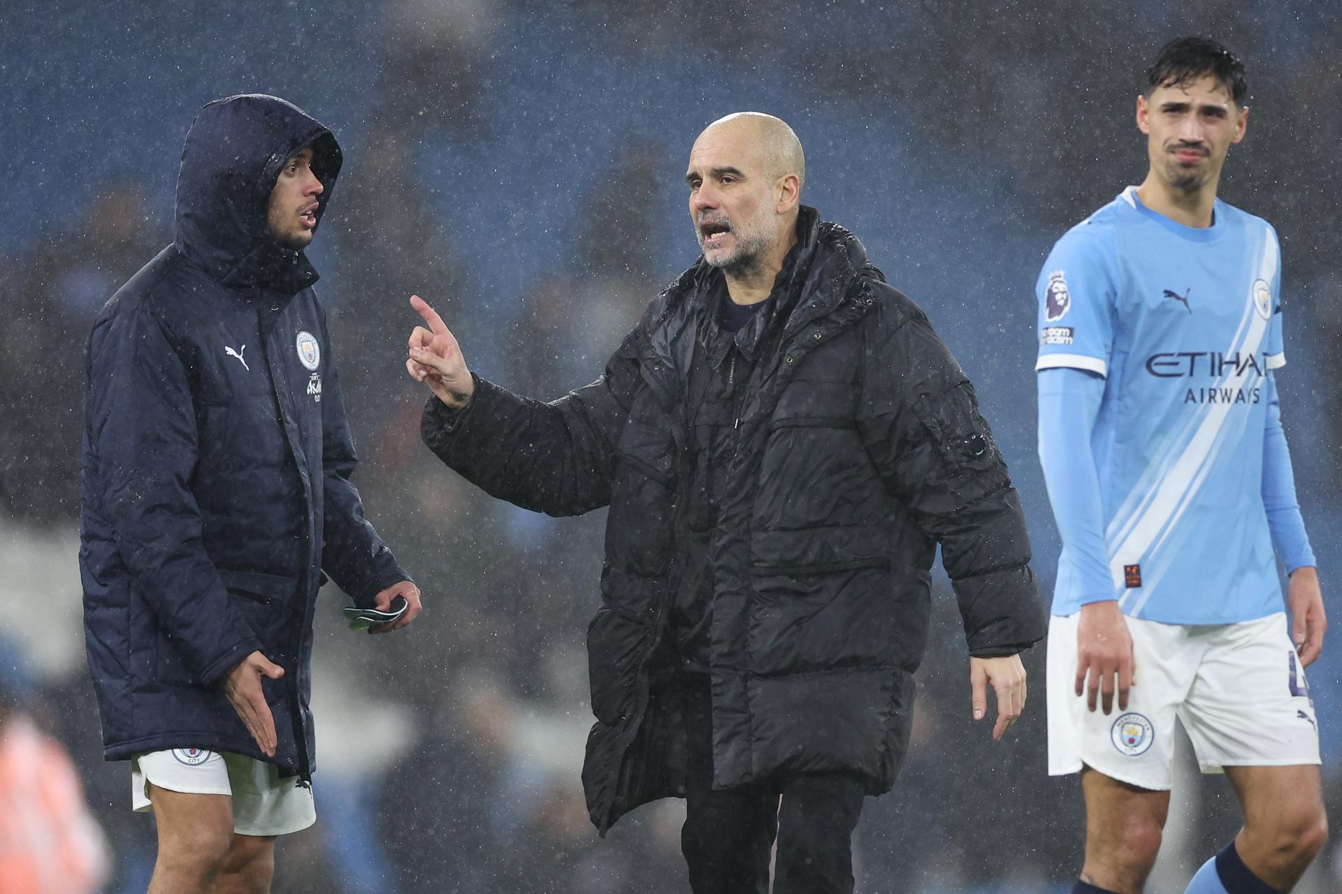 El City aplasta al Fulham y acecha el liderato del Arsenal en la Premier