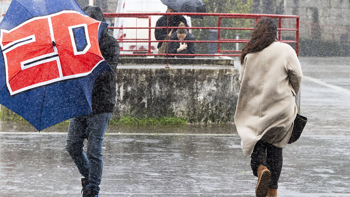 Vientos huracanados de 120 km/h y nieve: el mapa de la alerta de la Aemet