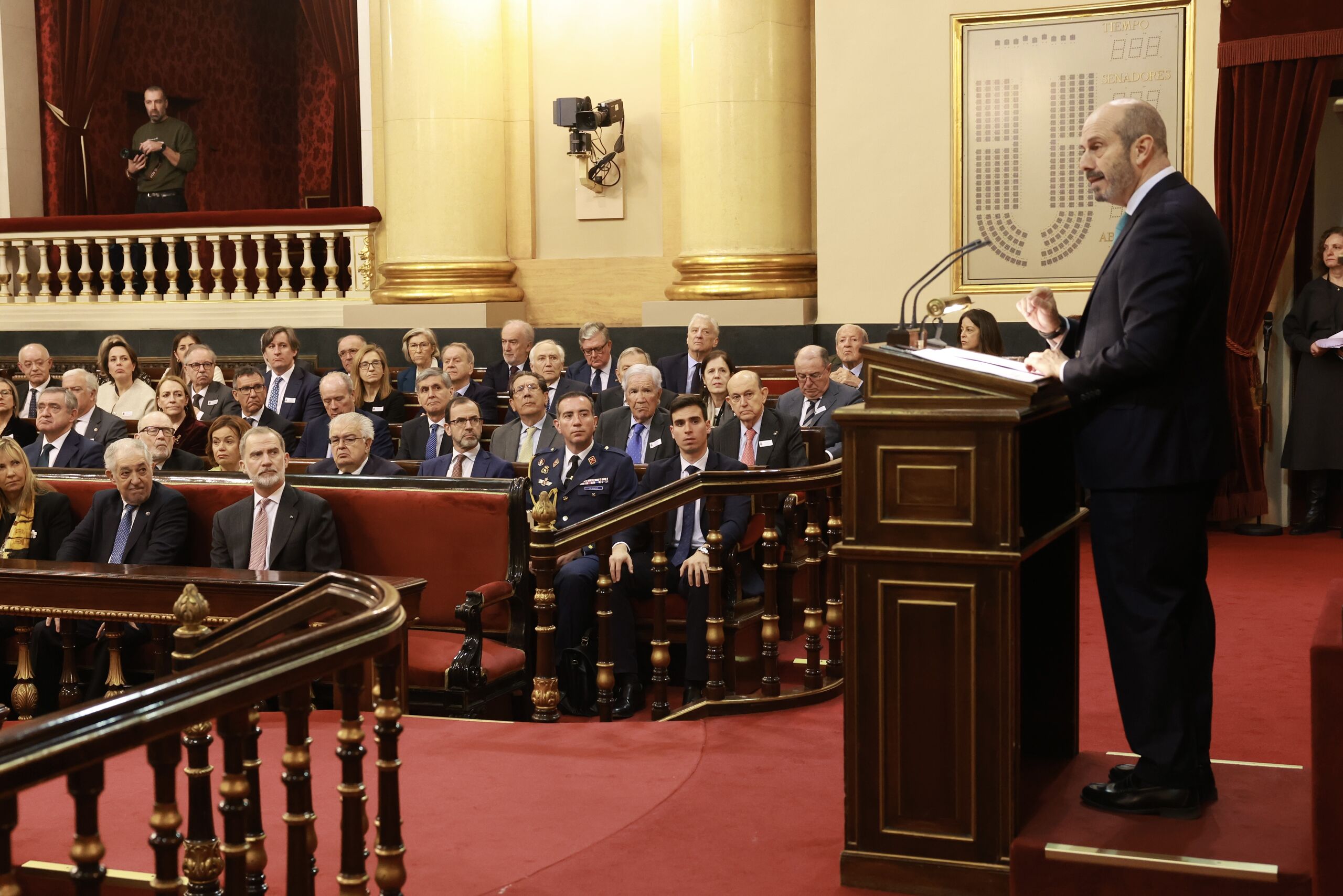 acto-presentacion-libro-el-rey-senado-felipe-vi.jpg