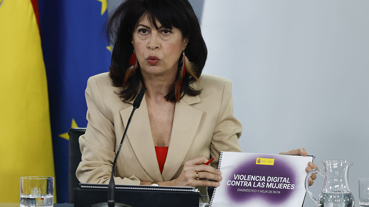 Ana Redondo tira de leyenda negra: "Las brujas del siglo XIV son las 'charos' del siglo XXI"