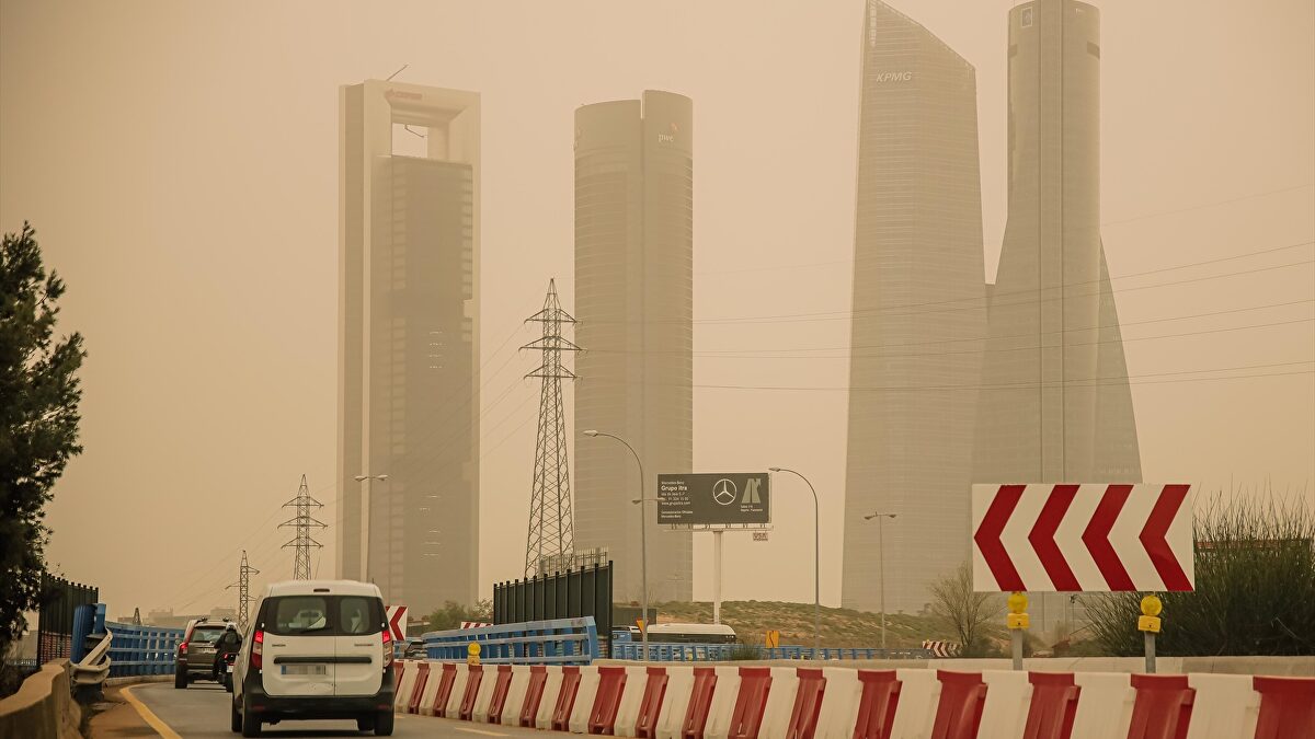 Alerta en Madrid por una masa de aire africano y lluvias que vendrán acompañadas de barro