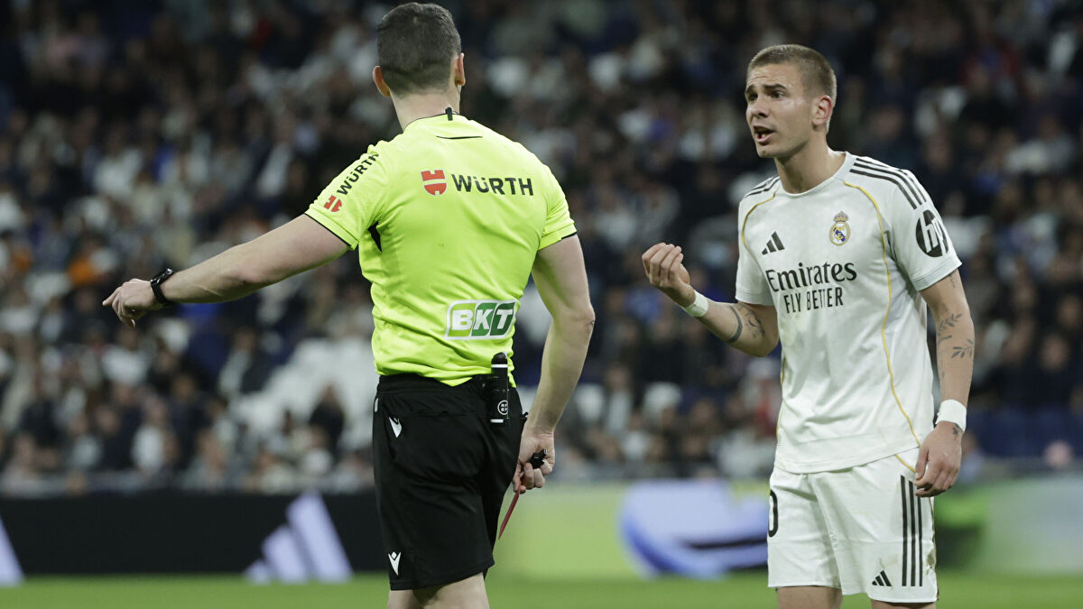 La frase de Mastantuono al árbitro que le puede costar varios partidos