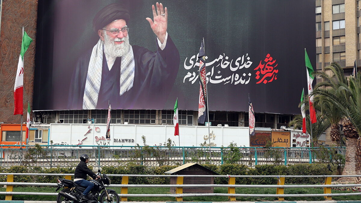 La arrogancia de los ayatolas, el régimen que "ya ha cambiado" y otras cinco claves de la guerra de Irán