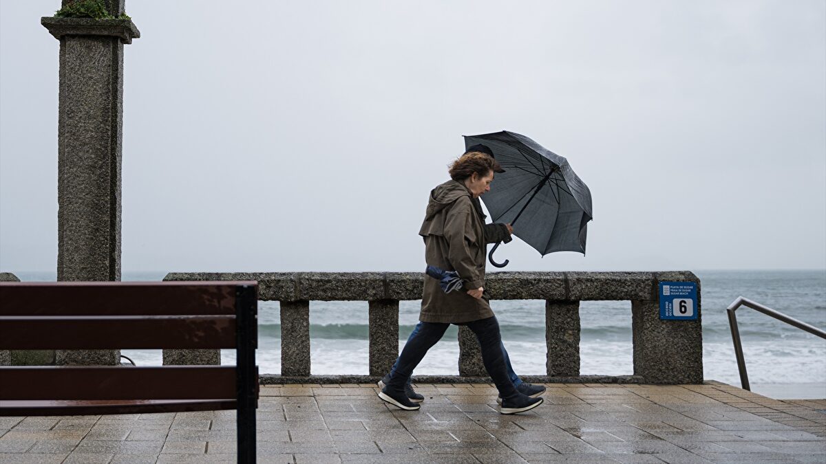 El  cálido  y  atípico  invierno meteorológico en Galicia termina como el  más lluvioso  del último cuarto de siglo